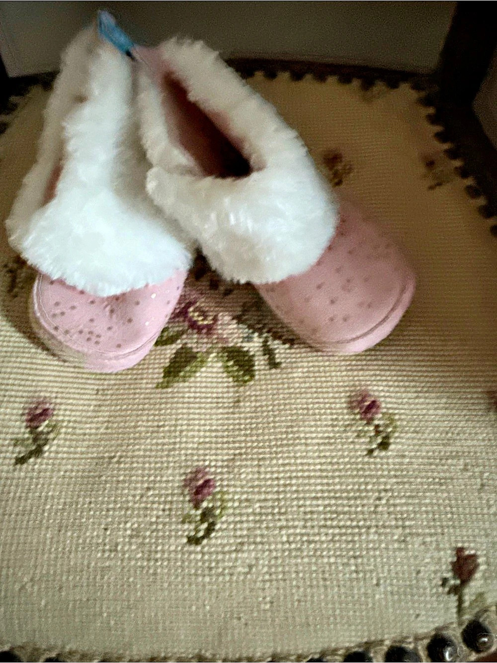 Pink & White Fuzzy Slippers Like New